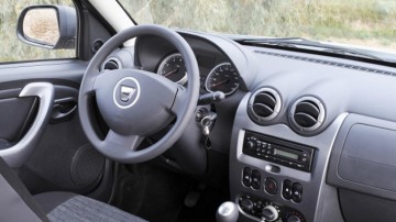 Înmatriculările Dacia pe piaţa franceză au scăzut cu aproape 10%, în martie